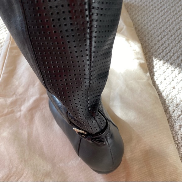 Leather Over-The-Knee flat heel Boots. Pull on. aee black. size 6 - Picture 5 of 9